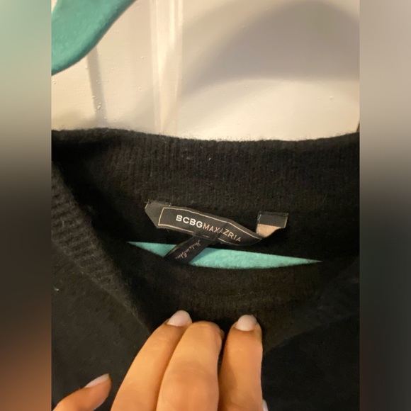 Black Sweater BCBGMAXAZRIA - Picture 2 of 3